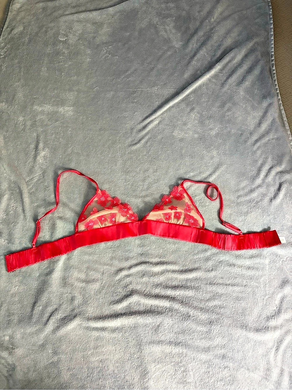 Fleur du Mal Lily Embroidery Triangle Bra Pink